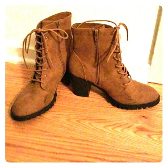Forever 21 Shoes - Forever 21 heeled boots. Brown 7.5